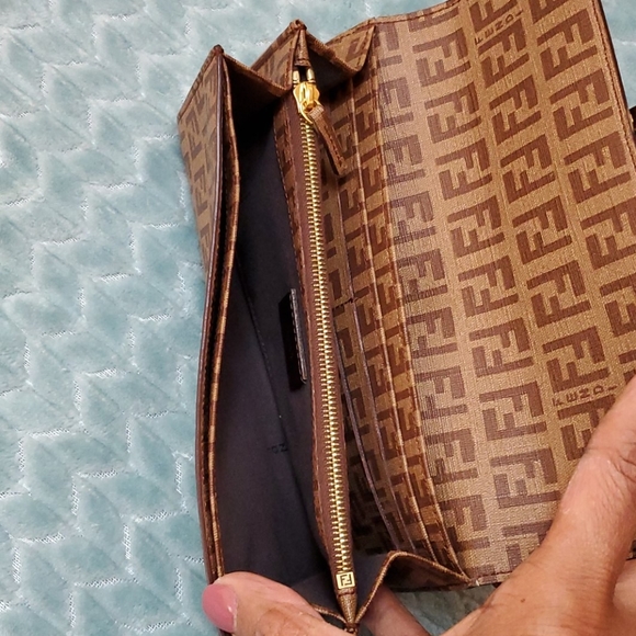 Authentic Fendi Wallet - Picture 3 of 7